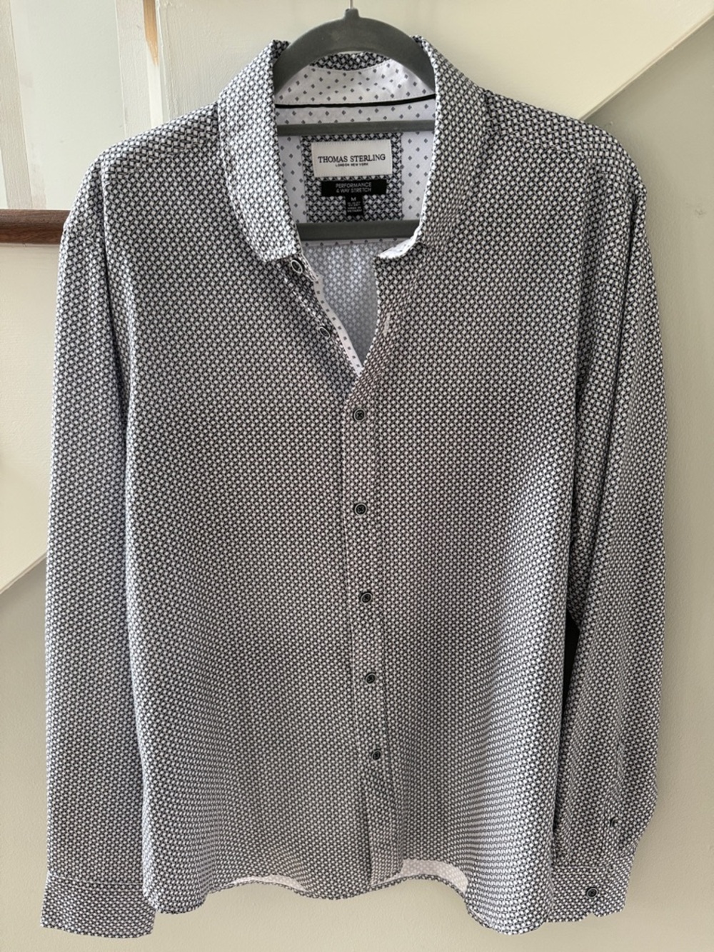 Men’s Black & White Micro-Pattern Button-Down Shirt